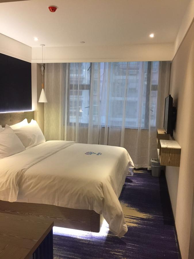 Lifu Hotel Wankel Jiang Tai Road Metro Station Branch Kanton Zewnętrze zdjęcie