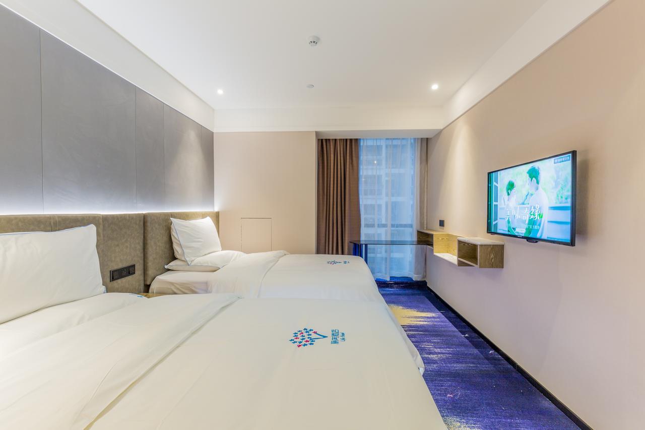 Lifu Hotel Wankel Jiang Tai Road Metro Station Branch Kanton Zewnętrze zdjęcie