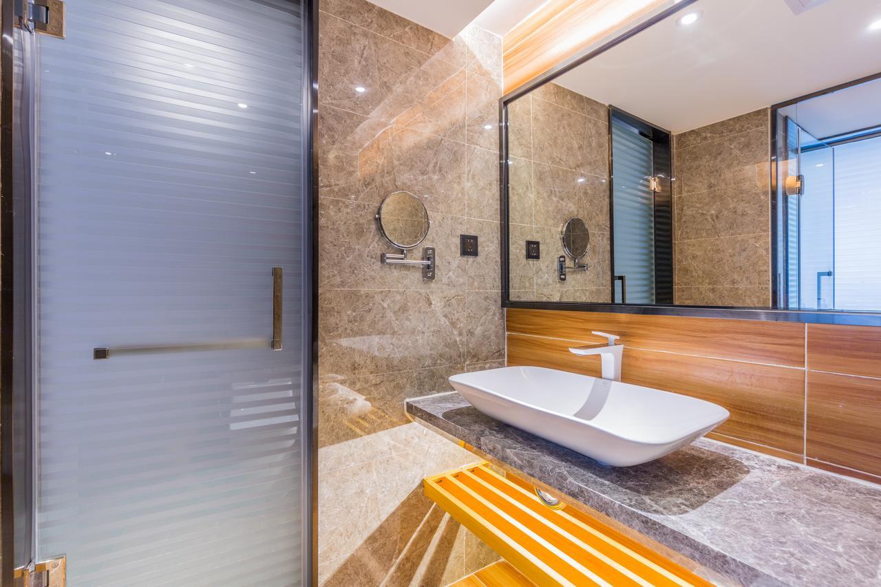 Lifu Hotel Wankel Jiang Tai Road Metro Station Branch Kanton Zewnętrze zdjęcie