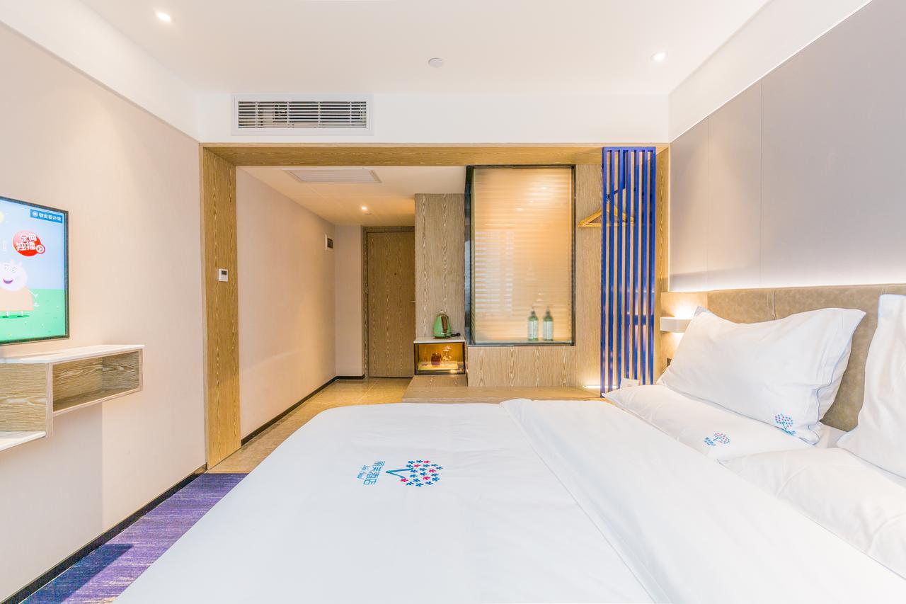 Lifu Hotel Wankel Jiang Tai Road Metro Station Branch Kanton Zewnętrze zdjęcie
