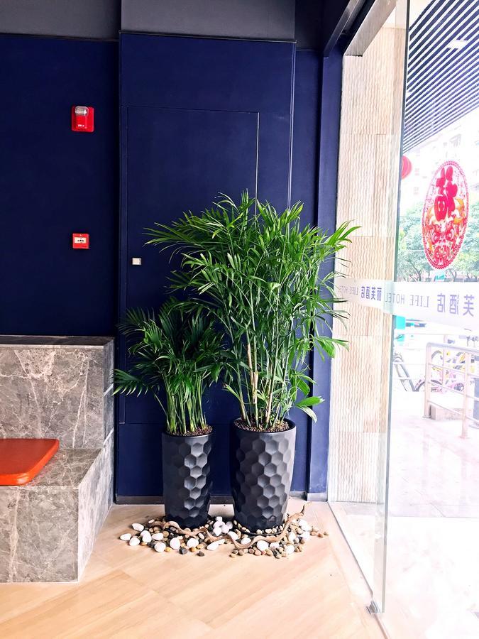 Lifu Hotel Wankel Jiang Tai Road Metro Station Branch Kanton Zewnętrze zdjęcie